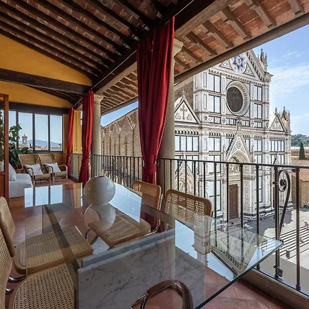 Santa Croce شقة